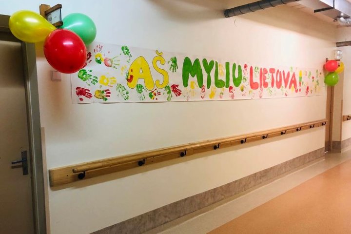 LIETUVOS VALSTYBĖS ATKŪRIMO DIENA