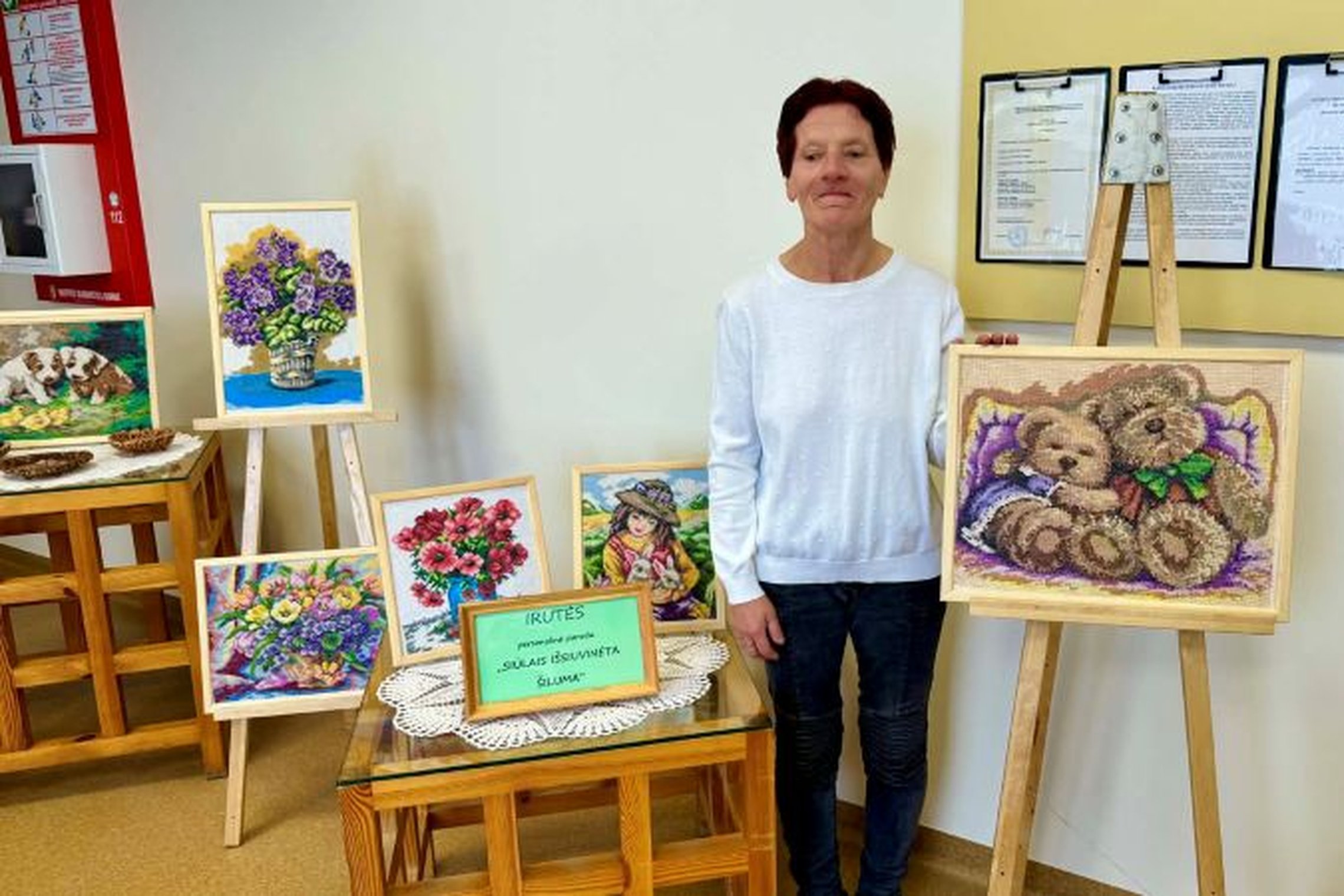 PERSONALINĖ IRUTĖS PARODA „SIŪLAIS IŠSIUVINĖTA ŠILUMA“