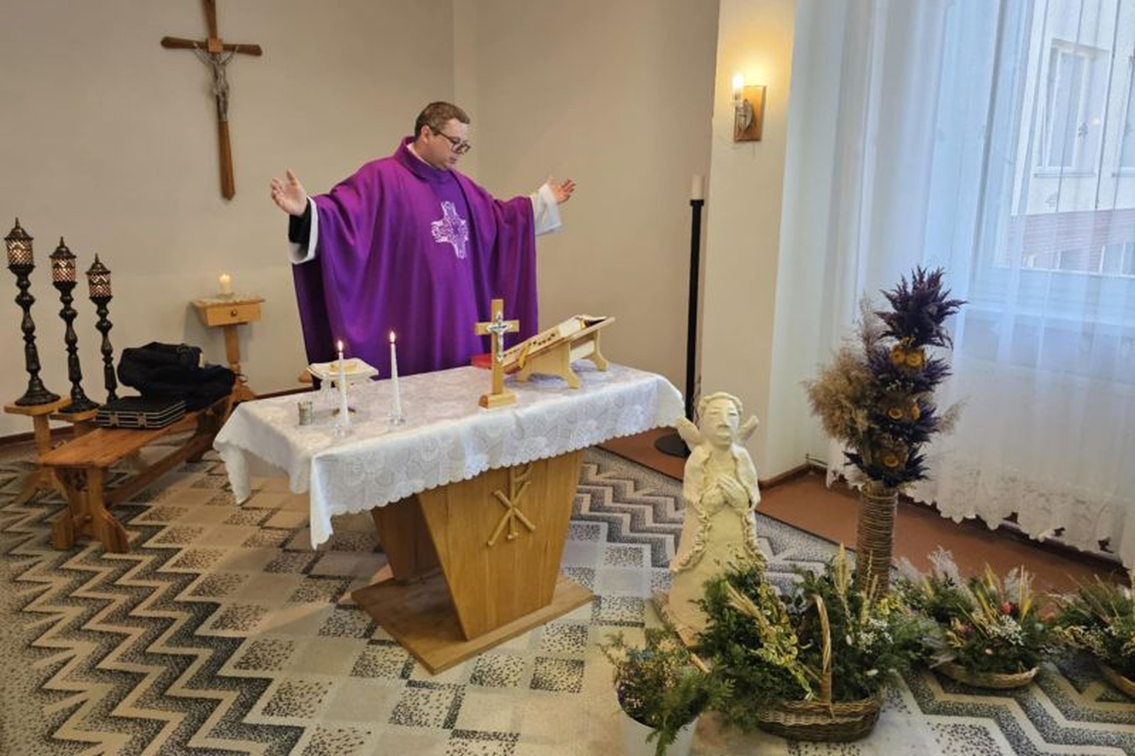 ŠV. MIŠIOS ARTĖJANČIŲ ŠV. VELYKŲ PROGA